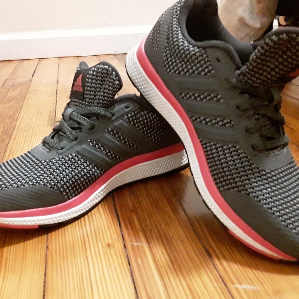 Adidas Sneakers